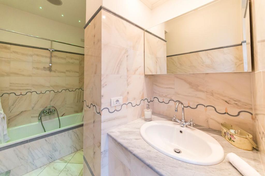 B&B Annabel Milan Bagian luar foto